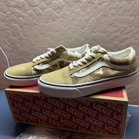 Vans Old Skool Desert Camo Khaki Sneakers Womens 7.5 NEW - Picture 2 of 5